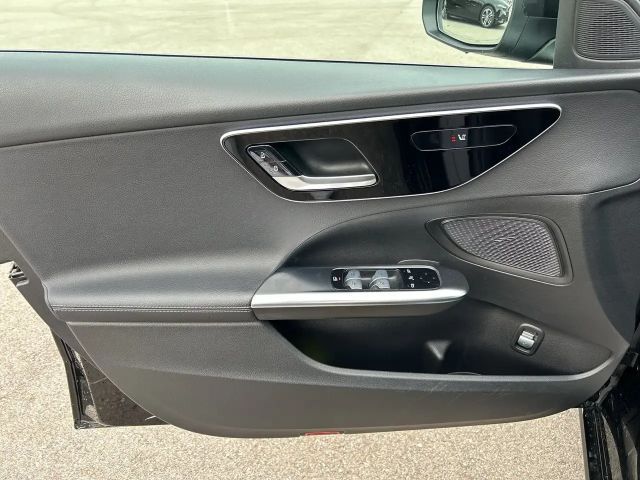 Mercedes-Benz C 220 4MATIC C 220 d Estate