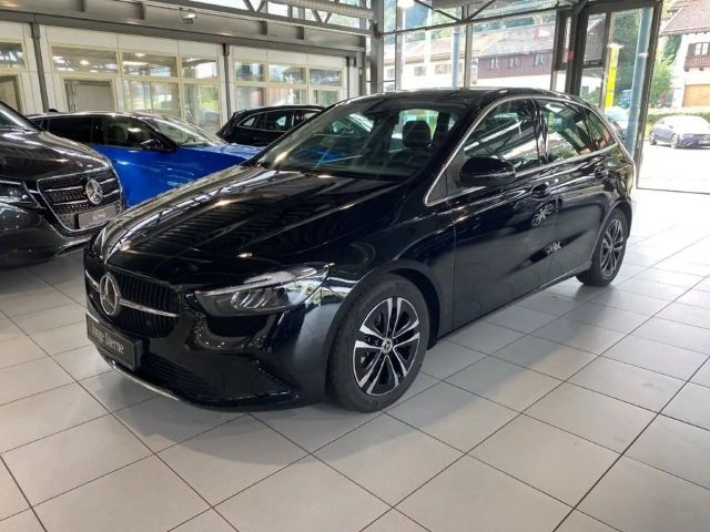 Mercedes-Benz B 200 Progressive Sedan