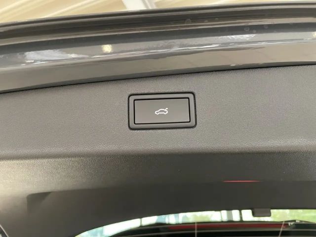 Volkswagen Tiguan 4Motion DSG R-Line