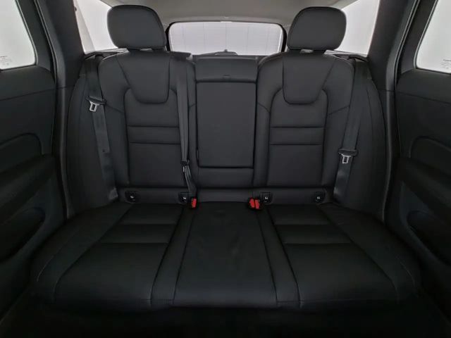 Volvo V60 Cross Country AWD Plus