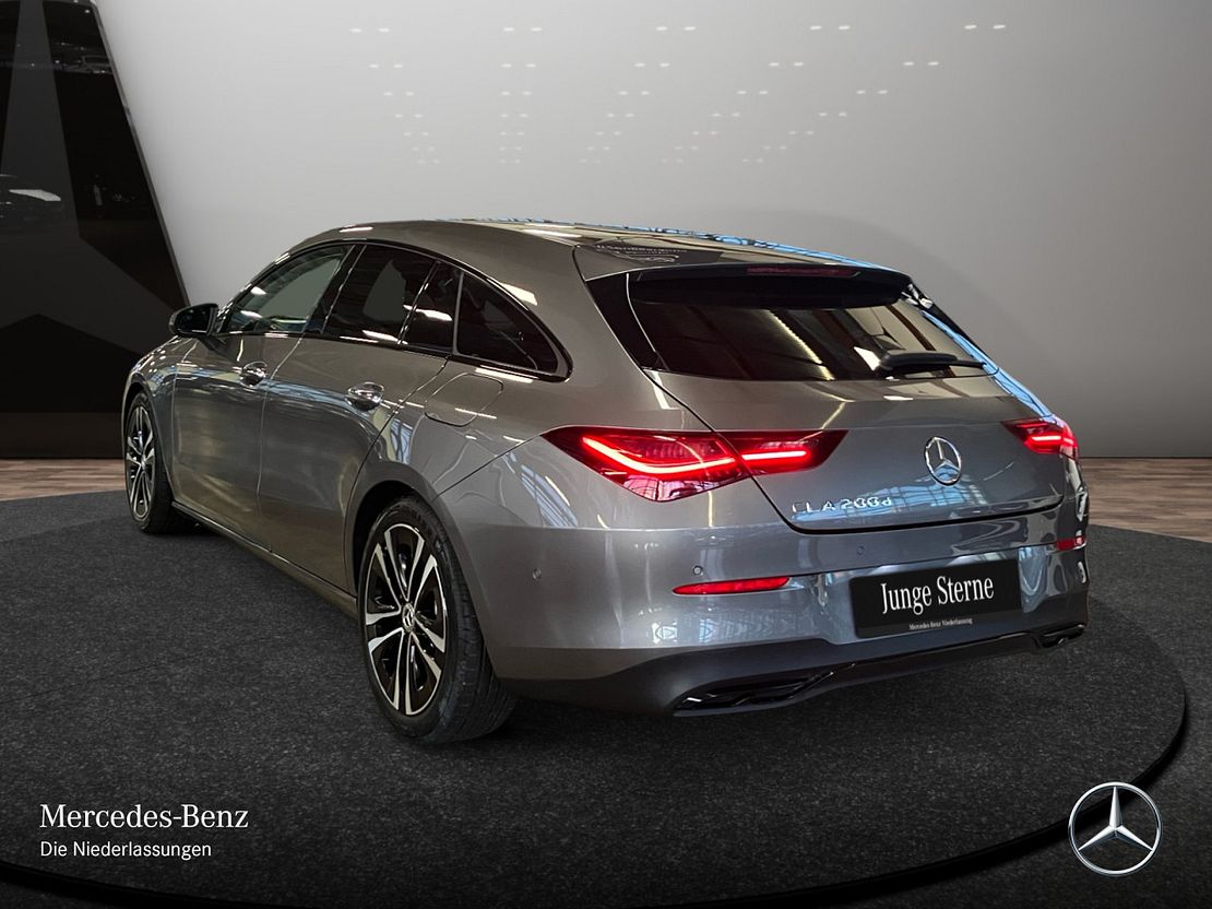 Mercedes-Benz CLA 200 CLA 200 d Shooting Brake