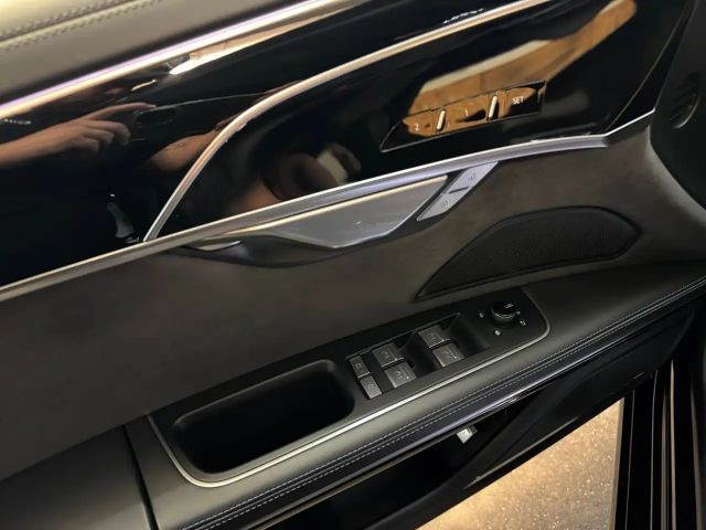 Audi A8 Quattro S-Line