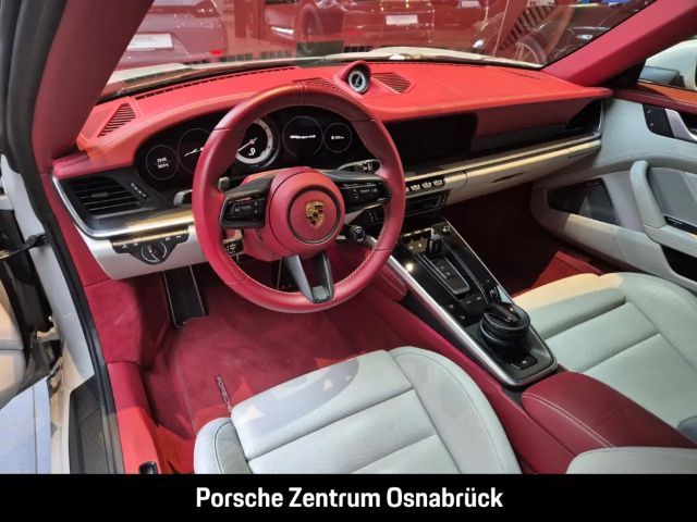 Porsche 992 4S Coupé Targa