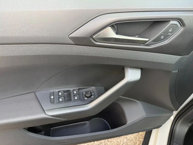 Volkswagen T-Cross 4Me TSI