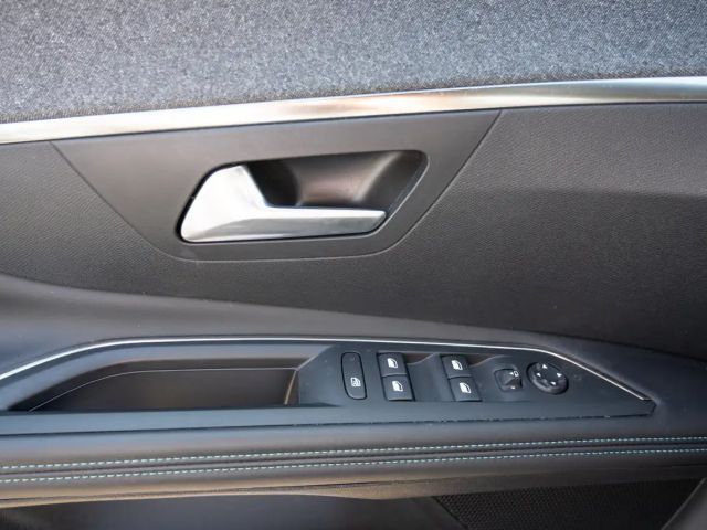 Peugeot 3008 Allure Pack EAT8 PureTech