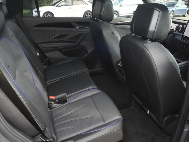 Volkswagen Tayron 2.0 TDI DSG R-Line