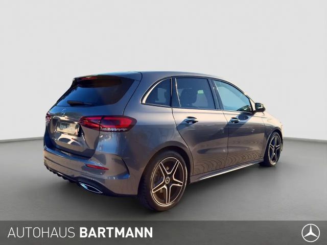 Mercedes-Benz B 200 4MATIC AMG Line