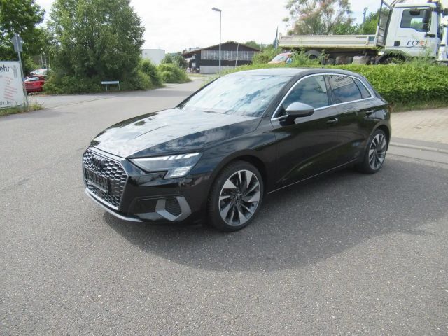 Audi A3 35 TFSI S-Line Sedan Sportback