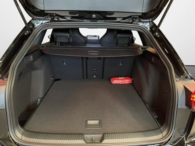 Volkswagen Golf 2.0 TDI DSG R-Line Variant