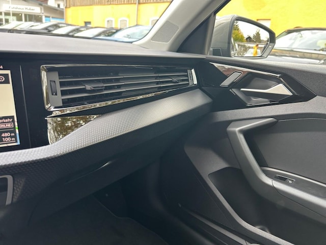 Audi A1 30 TFSI Allstreet S-Tronic