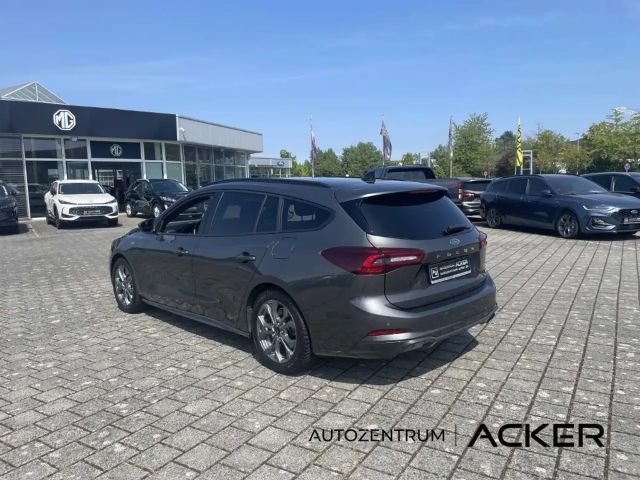 Ford Focus ST Line Wagon