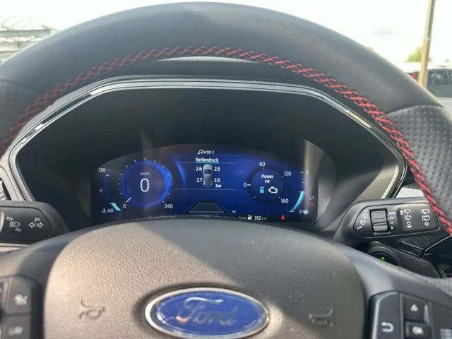 Ford Kuga Plug in Hybrid ST Line X