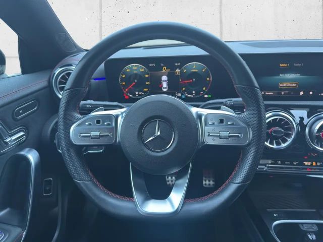 Mercedes-Benz CLA 220 AMG Line CLA 220 d Coupé