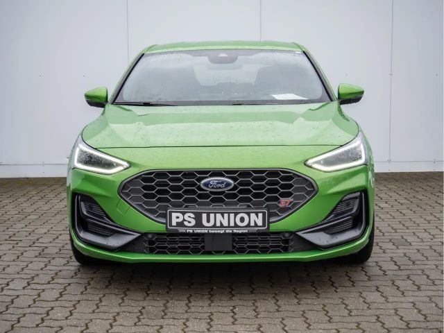 Ford Focus ST Line