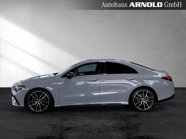 Mercedes-Benz CLA 220 AMG Line CLA 220 d Coupé