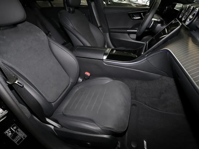 Mercedes-Benz C 300 AMG Line C 300 d Sedan