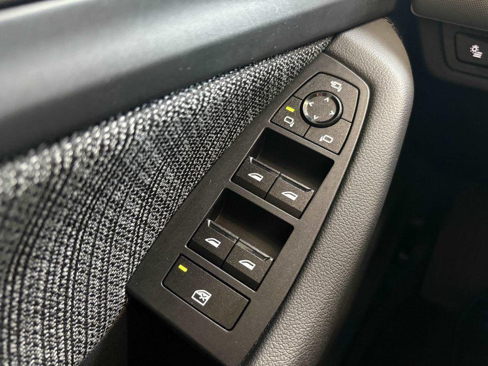 BMW 220 220i Active Tourer