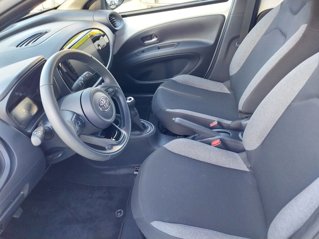 Toyota Aygo X 5-deurs Basis