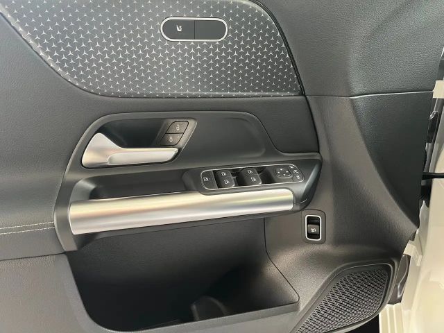 Mercedes-Benz B 200 Progressive Sedan