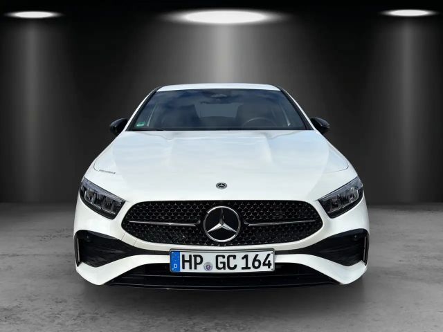 Mercedes-Benz A 180 A 180 d AMG Line Hatchback