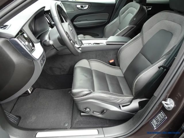 Volvo XC60 AWD Geartronic R-Design