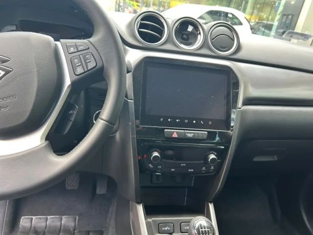 Suzuki Vitara Shine
