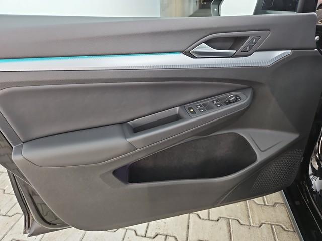 Volkswagen Golf 1.5 eTSI Golf VIII Variant