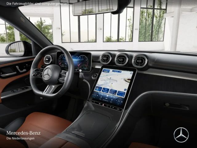 Mercedes-Benz C 200 AMG Line Sedan