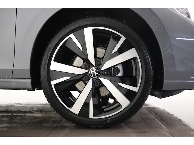 Volkswagen Golf 1.5 eTSI Style Variant