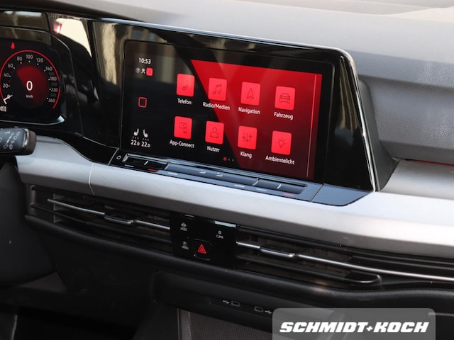 Volkswagen Golf 1.5 eTSI DSG Life Variant
