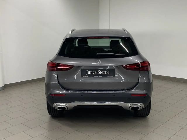 Mercedes-Benz GLA 220 4MATIC Progressive