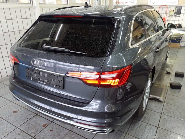 Audi A4 35 TDI Avant S-Tronic