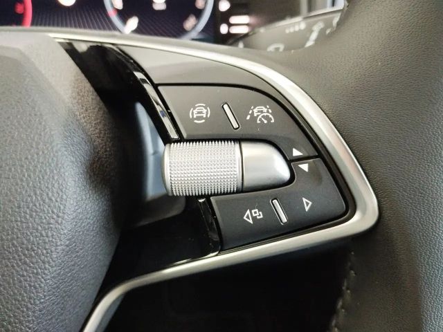 Skoda Karoq 1.5 TSI Tour