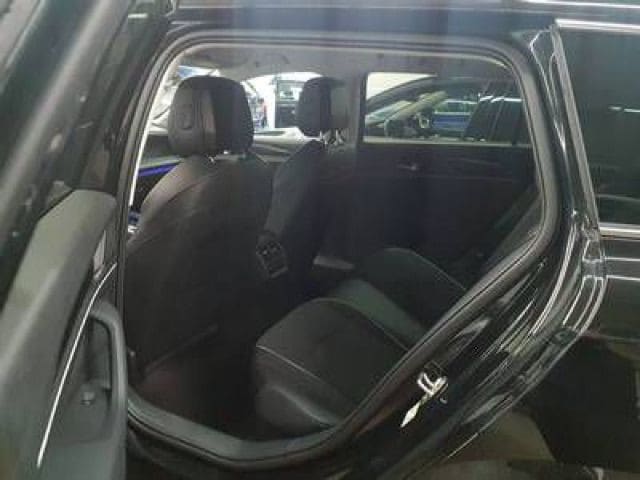 Volkswagen Passat 1.5 eTSI Business DSG Variant