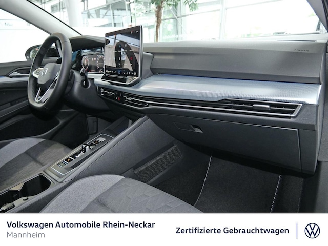 Volkswagen Golf 1.5 eTSI DSG
