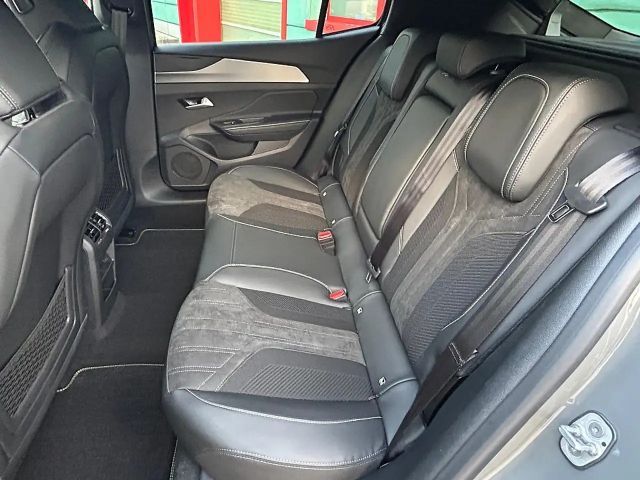 Peugeot 408 130 EAT8 GT-Line