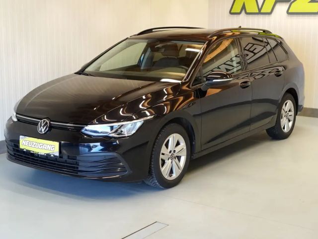 Volkswagen Golf 1.0 TSI Variant