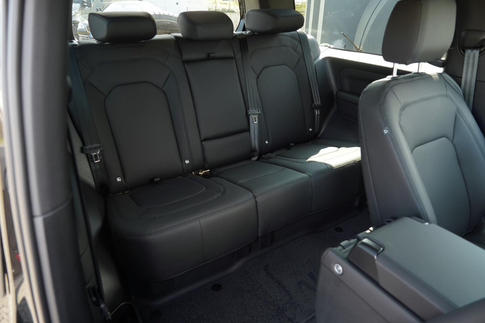 Land Rover Defender 90 AWD D200 S