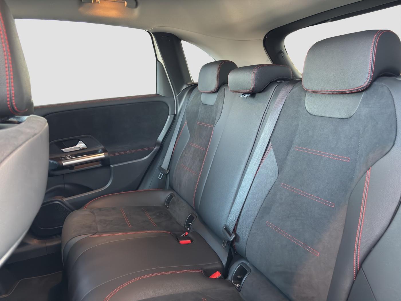 Mercedes-Benz B 250 AMG Line B 250 e