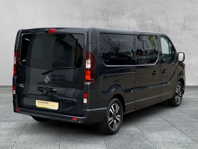 Renault Trafic Blue Grand Spaceclass