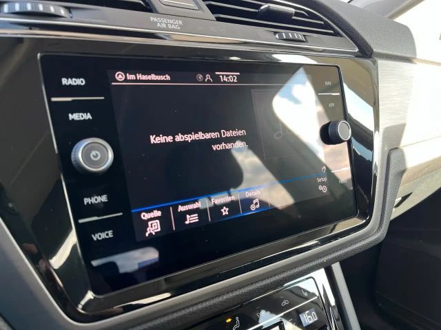 Volkswagen Touran 1.5 TSI DSG R-Line