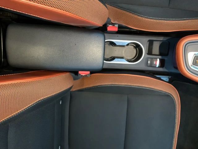 Renault Captur Hybrid Intens