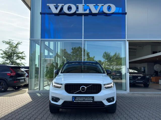 Volvo XC40 R-Design Recharge T5