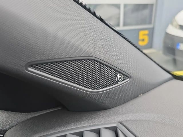 Volkswagen T-Cross 1.5 TSI DSG R-Line