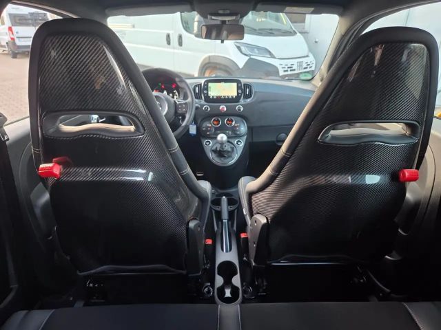 Abarth 695 70th Anniversario T-Jet