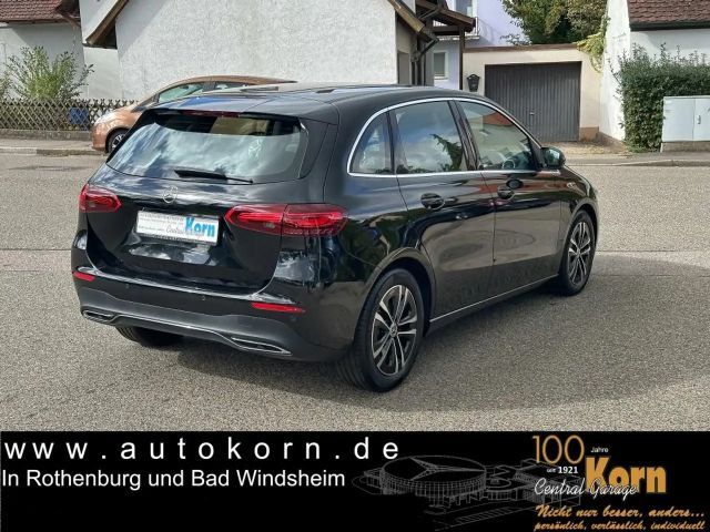 Mercedes-Benz B 200 Progressive