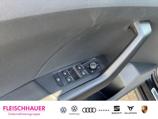 Volkswagen T-Cross 1.5 TSI DSG R-Line Style