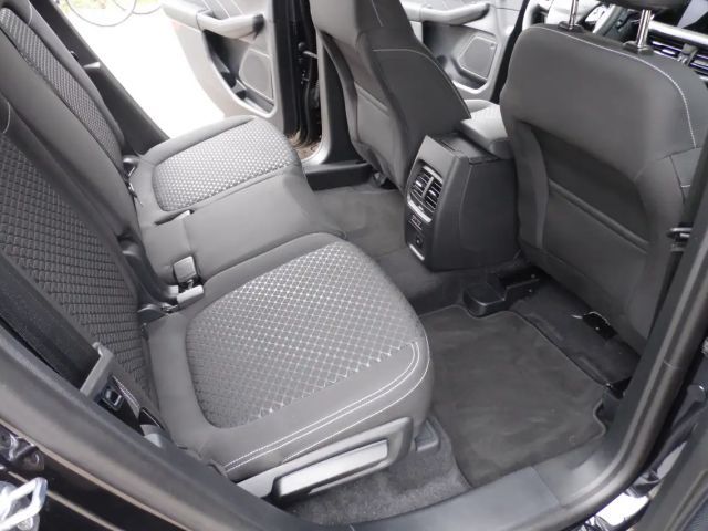 Ford Kuga Hybrid Titanium