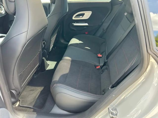 Mercedes-Benz CLA 250 AMG Line Coupé