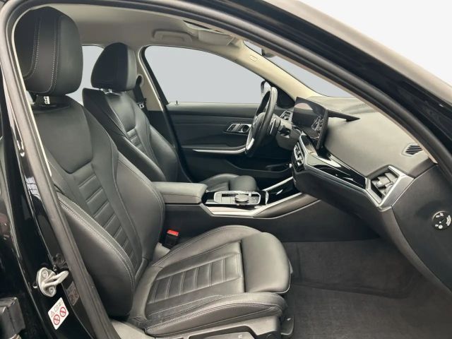 BMW 320 320e Touring